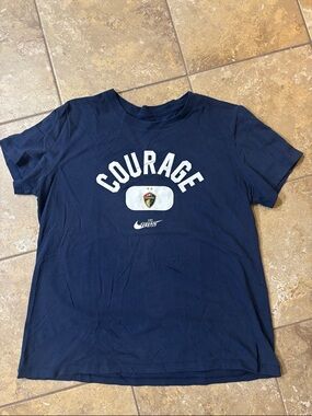 Women’s size large short sleeve dri fit Nike Navy NC Courage soccer tshirt NWSL